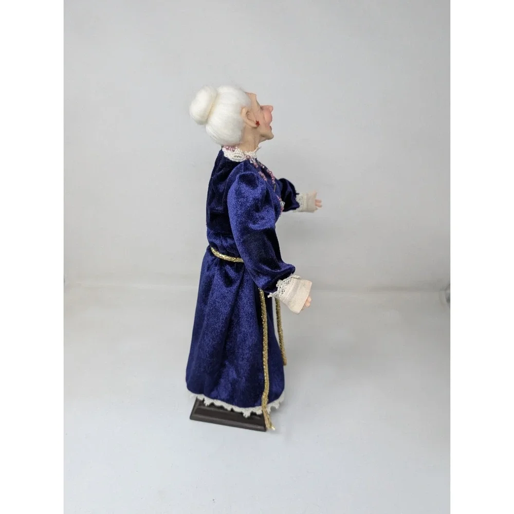 Jacqueline Kent Carollers 15